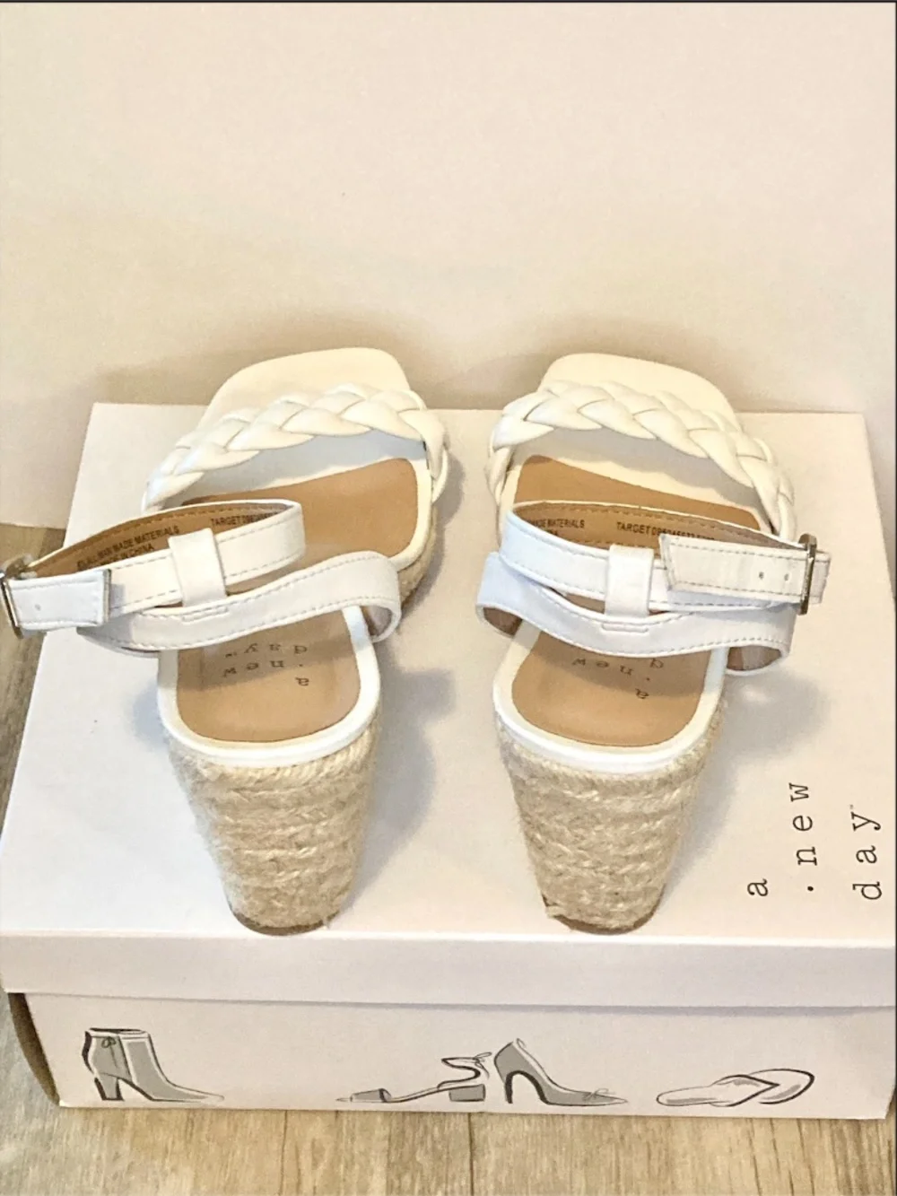 A New Day | Women's Joyce Wedge Heels | White Tweed | Size 6.5 | LNWT LNIB EUC